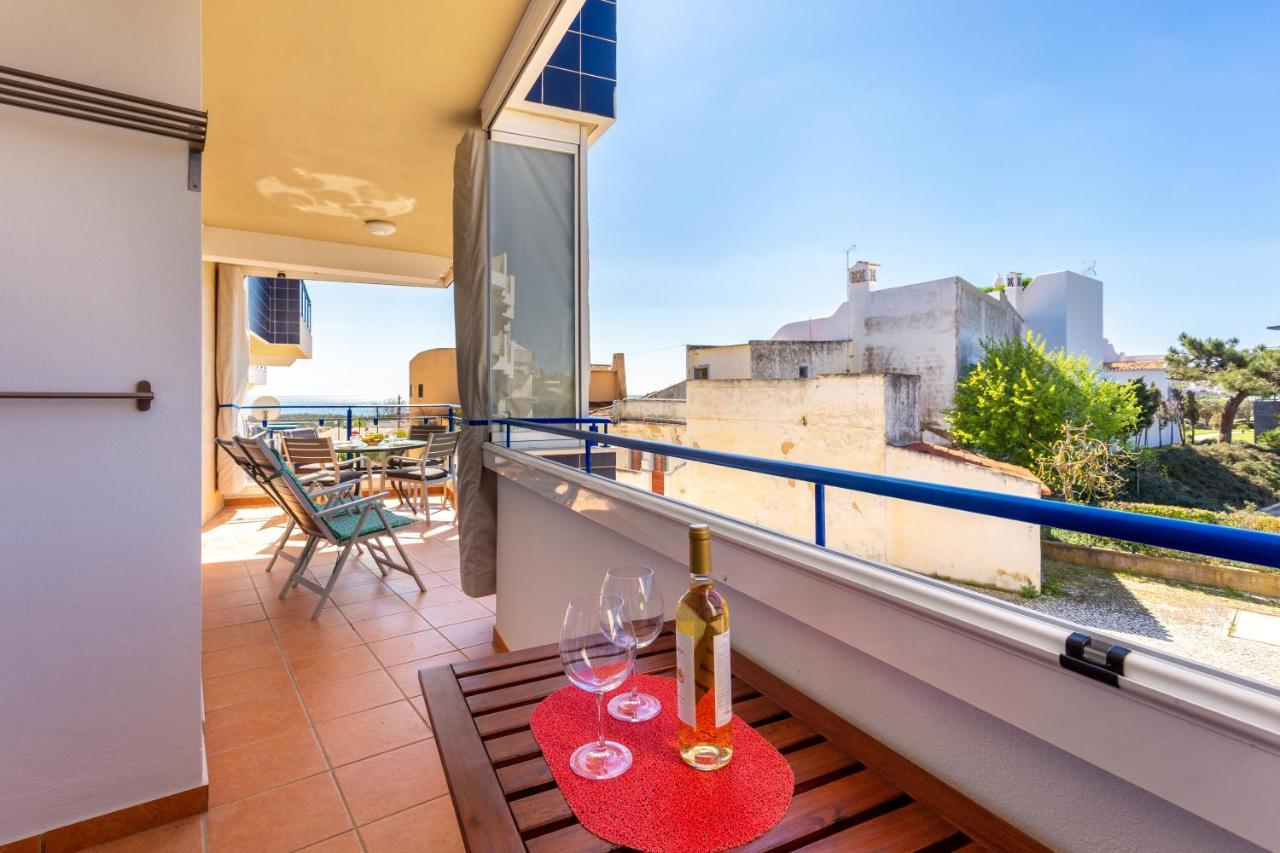 Mira Baia - Meia Praia Family Apartment لاغوس المظهر الخارجي الصورة